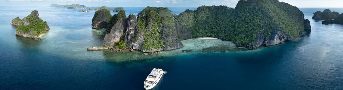 image 2 for how to Charter a Yacht in Indonesia