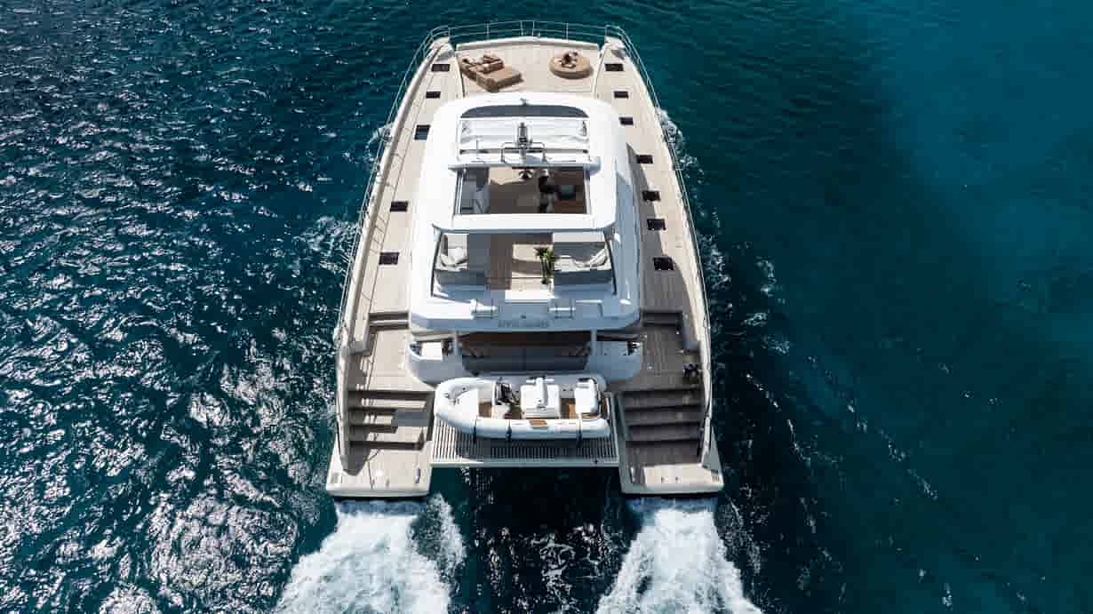power catamaran
